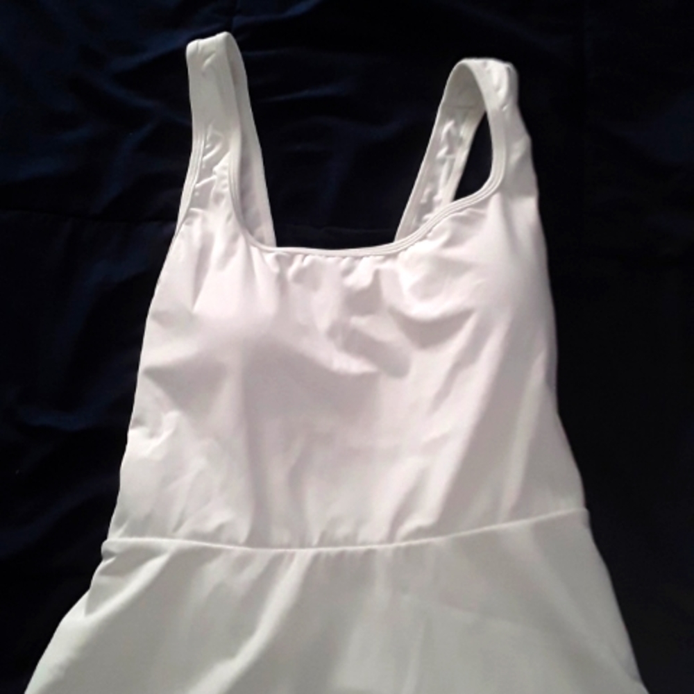 ON SALE. Ladies White Tennis Dress (NWOT)